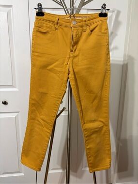 Mustard Yellow Women's Skinny Jeans